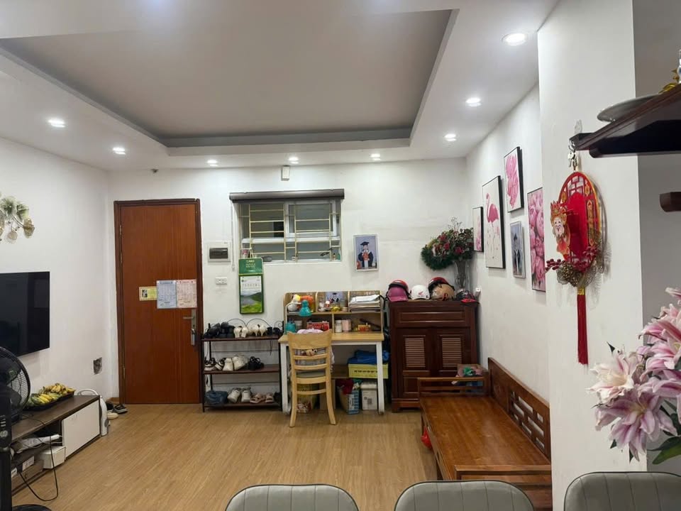 Căn hộ CT1 Thạch Bàn 43m² Long Biên - Giá tốt hiếm có!