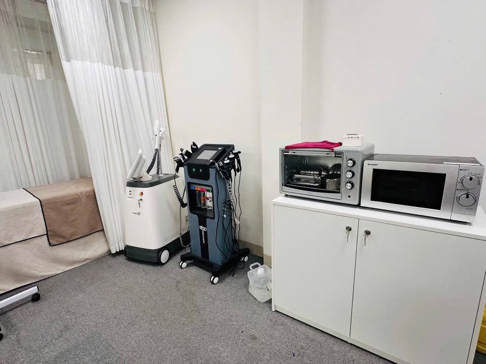 Sang nhượng Spa phố Trung Kính 70m² giá 200 triệu - Kinh doanh ngay!