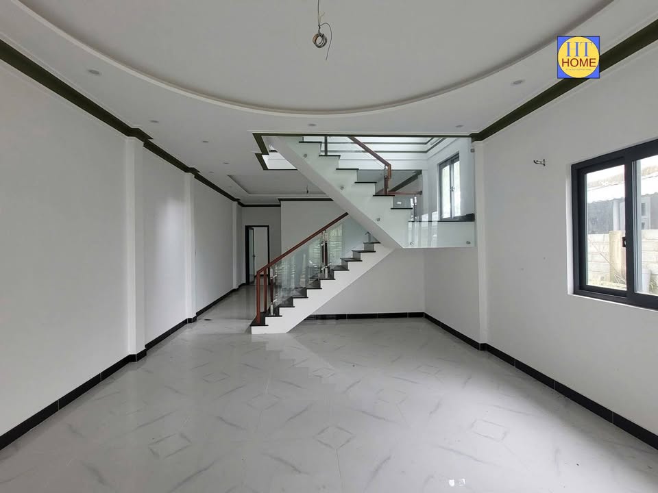 Nhà 2 Tầng Hẻm Lạc Long Quân, Bảo Lộc - 3PN Giá 5 Triệu/Tháng