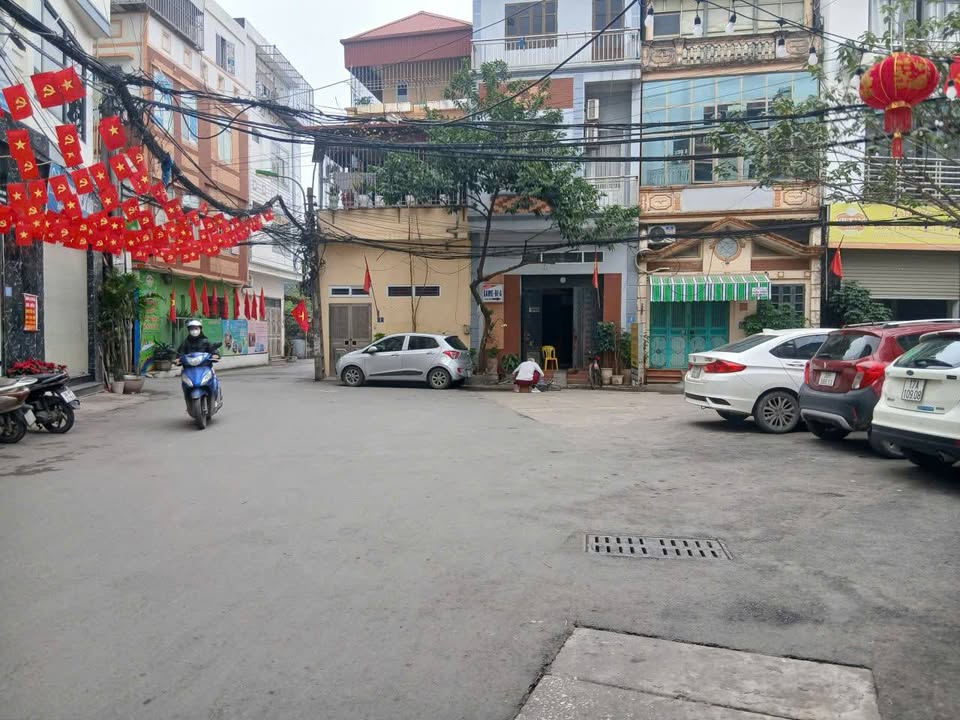 Đất nền Tây Mỗ 50m², 11 tỷ - Ô tô vào tận đất, Sổ đỏ chính chủ!