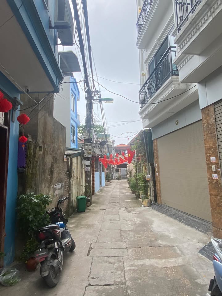 Nhà riêng Tương Chúc, Thanh Trì 65m² giá 7 tỷ - Sổ đỏ sẵn, ô tô cạnh nhà!