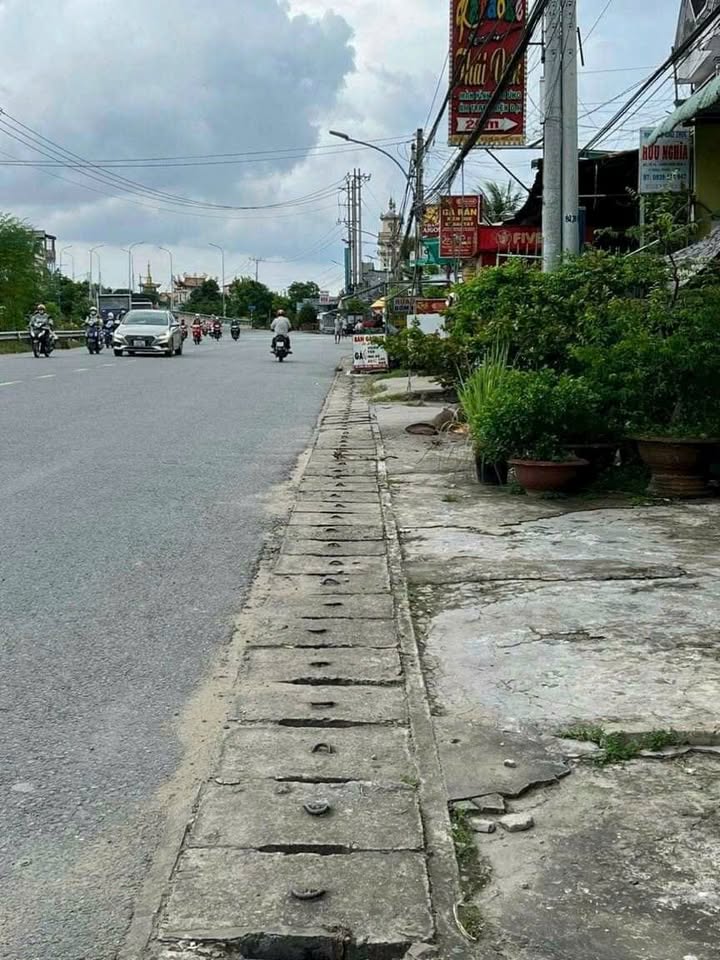 Nhà Mặt Tiền Lưu Nhơn Sâm, Bình Minh, Vĩnh Long - 150m² Kinh Doanh Đắc Lợi