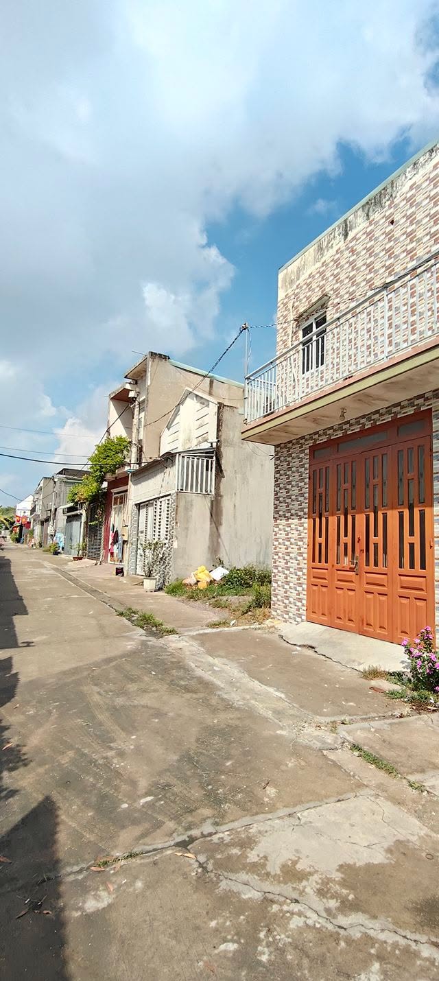 Nhà Góc 2 Mặt Tiền Trảng Dài, Biên Hòa - 670 Triệu