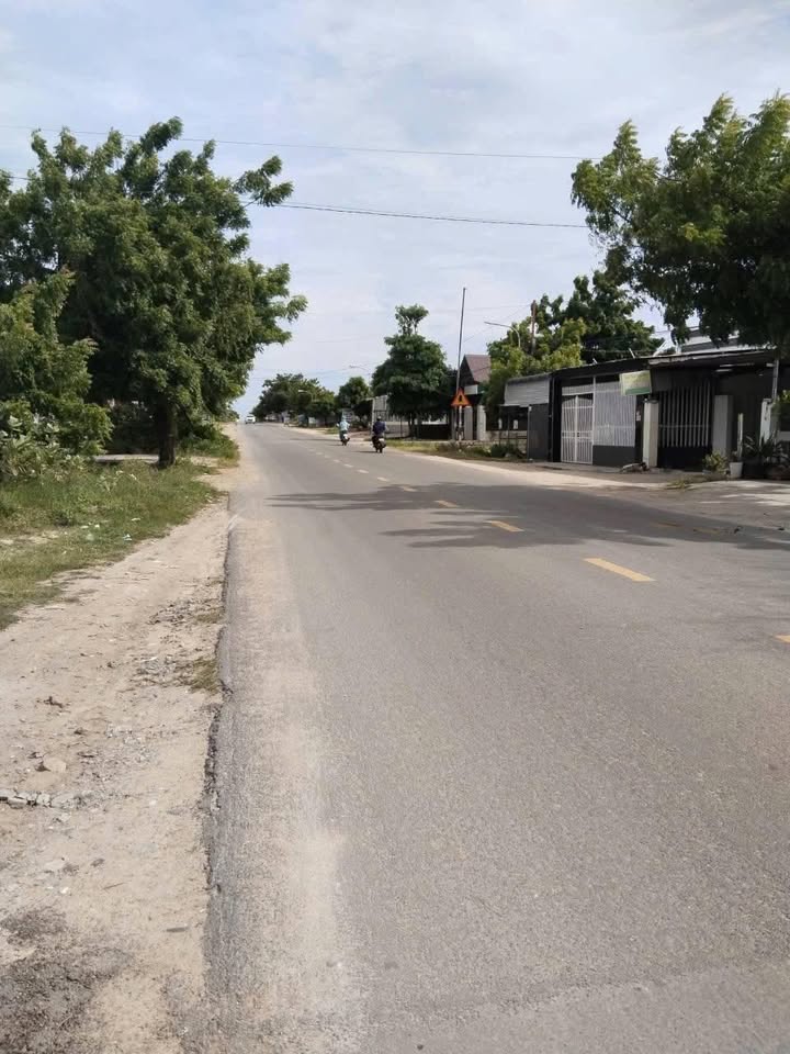 Đất nền Huyện Ninh Hải 125m² - Đường to ô tô, sổ đỏ chính chủ