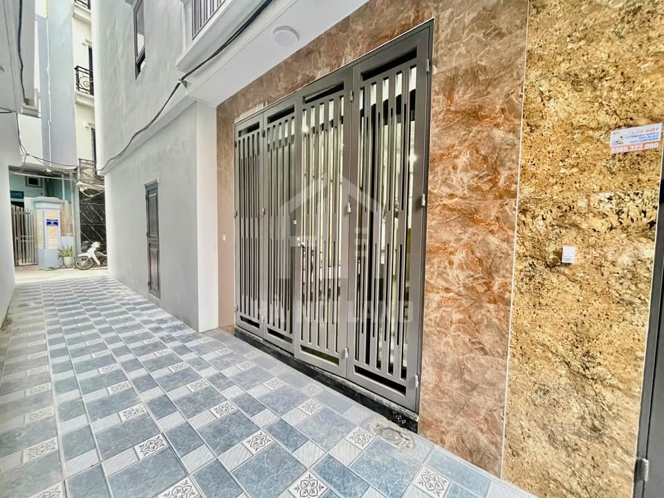 Nhà Cầu Diễn 35m² 6 Tầng Full Nội Thất - Sẵn Sàng Ở Ngay