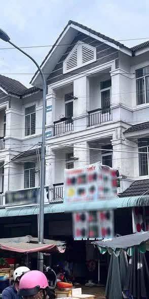 Nhà 3 Tầng Mặt Tiền Nguyễn Huệ, Cần Thơ - 85.5m² Sổ Hồng 11.5 Tỷ