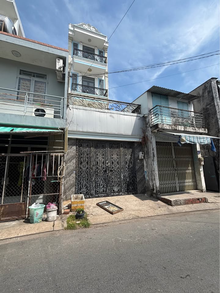 Nhà Phố Xuân Thới Đông 13, Hóc Môn 88m² - Mặt Tiền Kinh Doanh Đắc Địa!