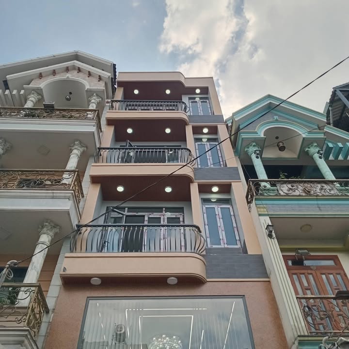 Bán nhà Bình Tân đường Nguyễn Triệu Luật 67m² 7.7 tỷ - Ô tô vào tận nhà!