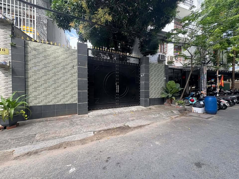 Nhà Phố Tân Phú 184m² giá 21.7 tỷ - Đầu tư sinh lời ngay!