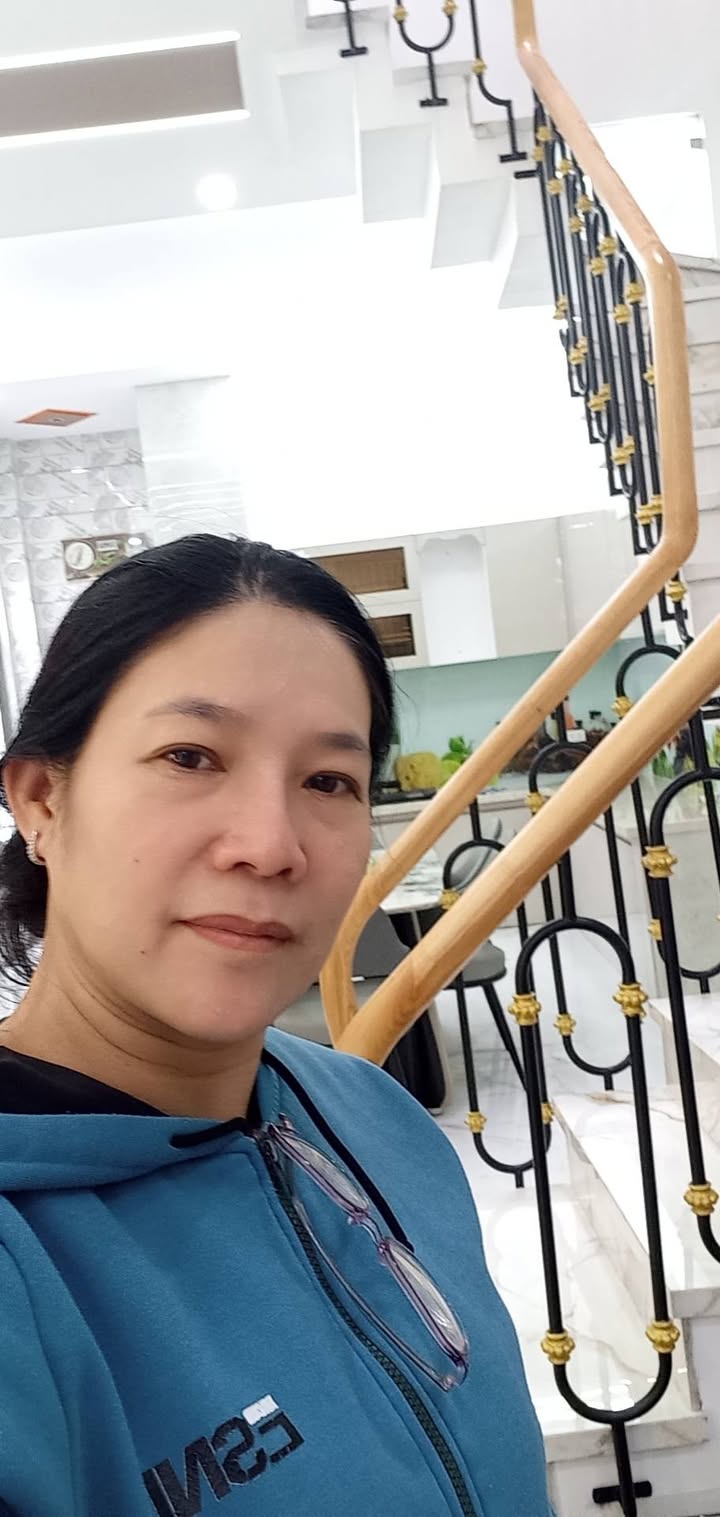 Nhà Tỉnh Lộ 10, Bình Tân - 70m² (1 Trệt 2 Lầu) Giá 6.2 Tỷ, Sổ Hồng Riêng