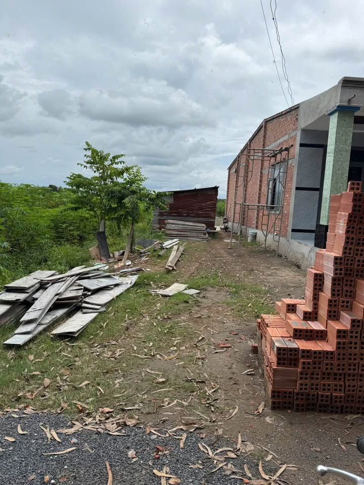 Đất Nền Sổ Đỏ Rẻ 218m² Ấp Xóm Mới 2, Châu Thành, Tây Ninh - Giá 185 Triệu