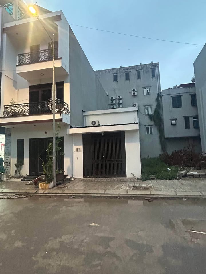 Cho thuê nhà 2 tầng 80m² cạnh Tòa Vạn Hải Lý, Phủ Lý - Ô tô đỗ cửa