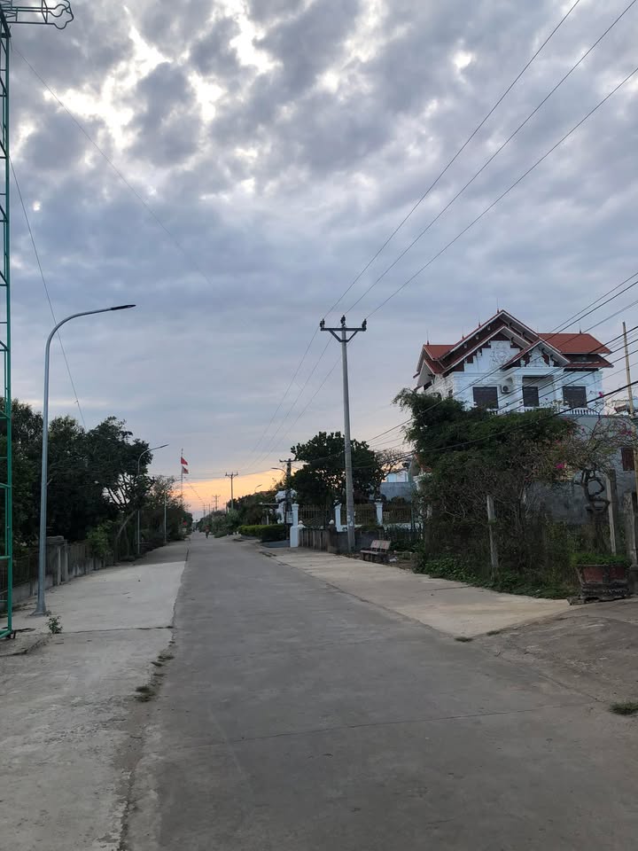 Đất nền mặt tiền kinh doanh Nam Điền 100m² - Sổ đỏ chính chủ!