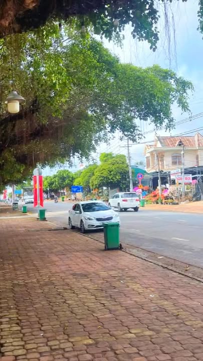 Nhà Mới Xây 100m² Trung Tâm Gia Ray, Hùng Vương - Giá Gần 2 Tỷ