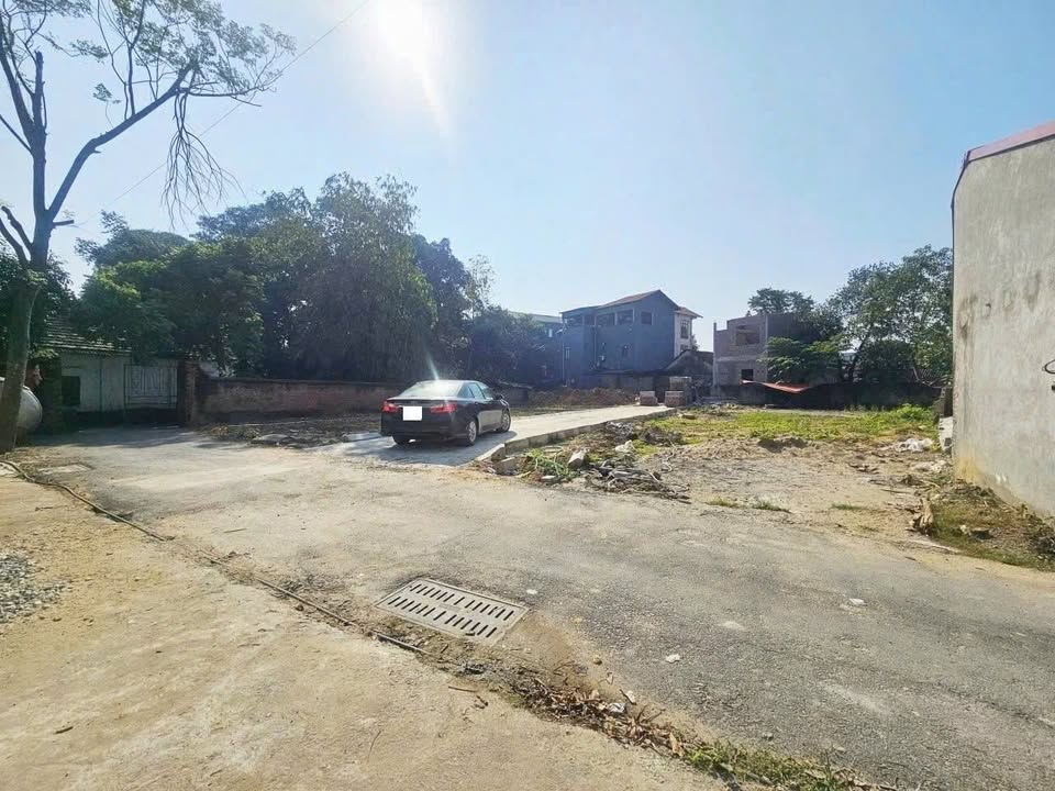 Bán đất Vĩnh Yên 98.7m² sổ đỏ - Chỉ 1.6 tỷ, ô tô vào tận nơi