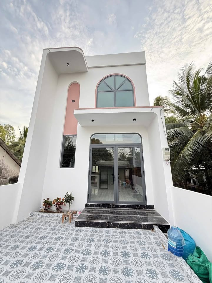 Nhà Trệt Gác Lửng Trương Vĩnh Nguyên 92.8m² - Sẵn sàng ở ngay!