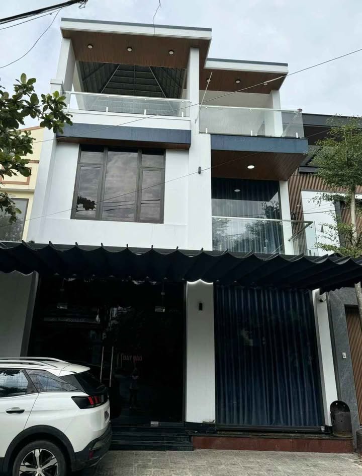 Nhà Phố Bùi Trung Lập Đông Hà 140m² – Mặt tiền kinh doanh đắc địa!