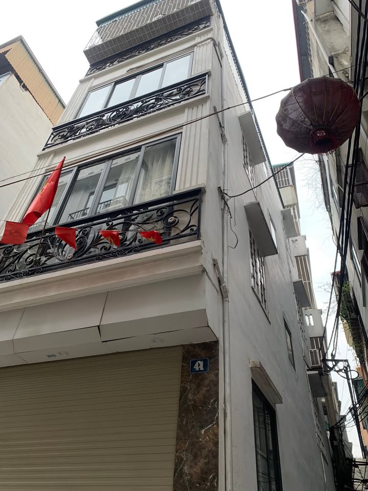 Nhà riêng Định Công, Hoàng Mai 34m² giá 11.15 tỷ - Ô tô vào tận nhà!