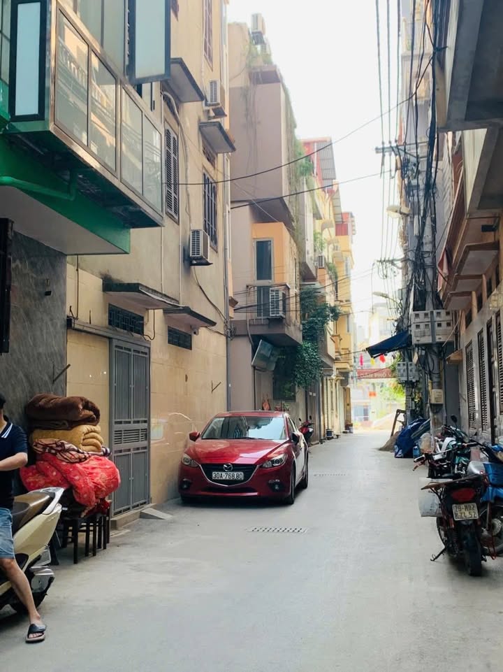 Bán nhà La Khê Hà Đông 50m² 5 tầng - Sổ đỏ chính chủ sẵn ở ngay!