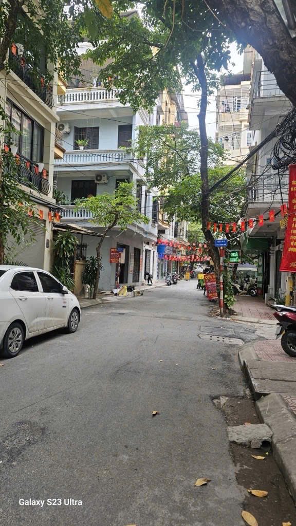 Nhà riêng Minh Khai Hai Bà Trưng 46m² - Ô tô vào tận nhà, vị trí đẹp!