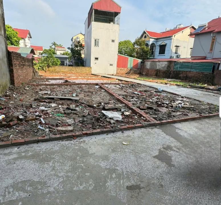 Đất nền Kim Bài 32m² - Sổ đỏ chính chủ, 2.2 tỷ