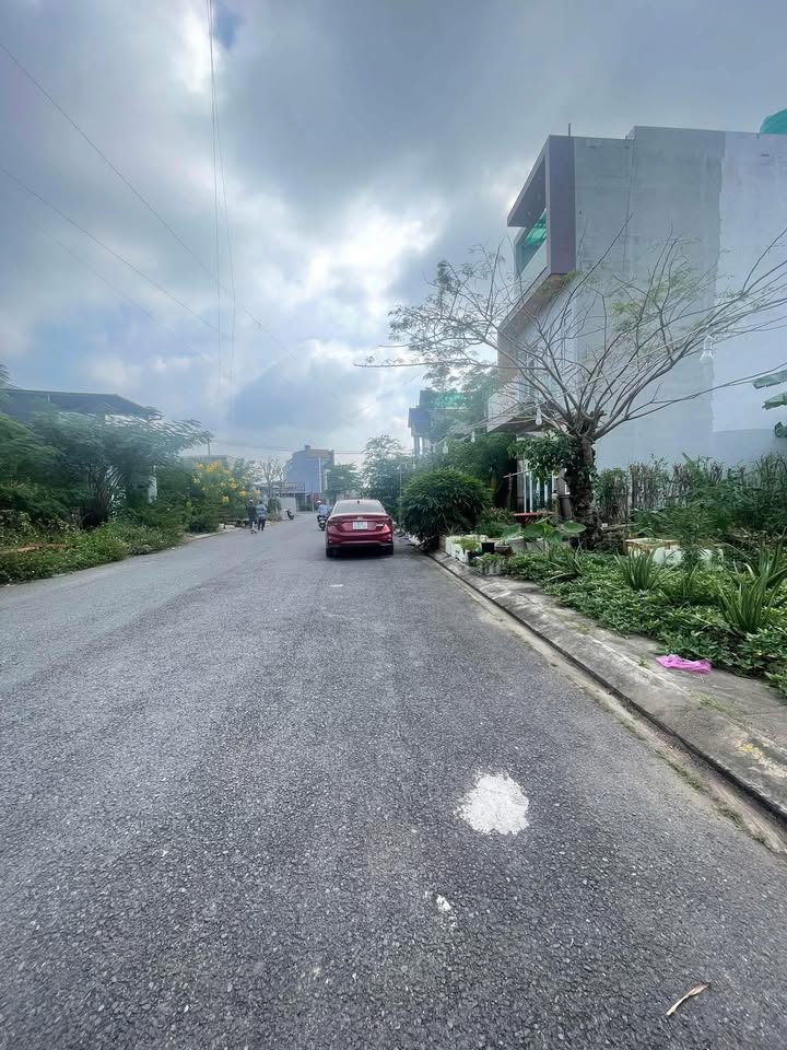 Đất nền 100m² KDC Hưng Gia, Bến Lức - Sổ hồng sẵn, giá 2.95 tỷ