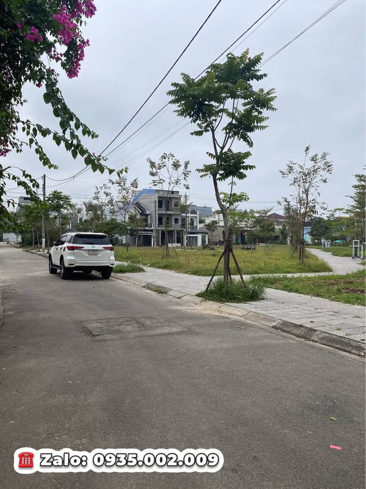 Đất nền Phú Vang 120m² giá 2.8 tỷ - Xây dựng tự do!