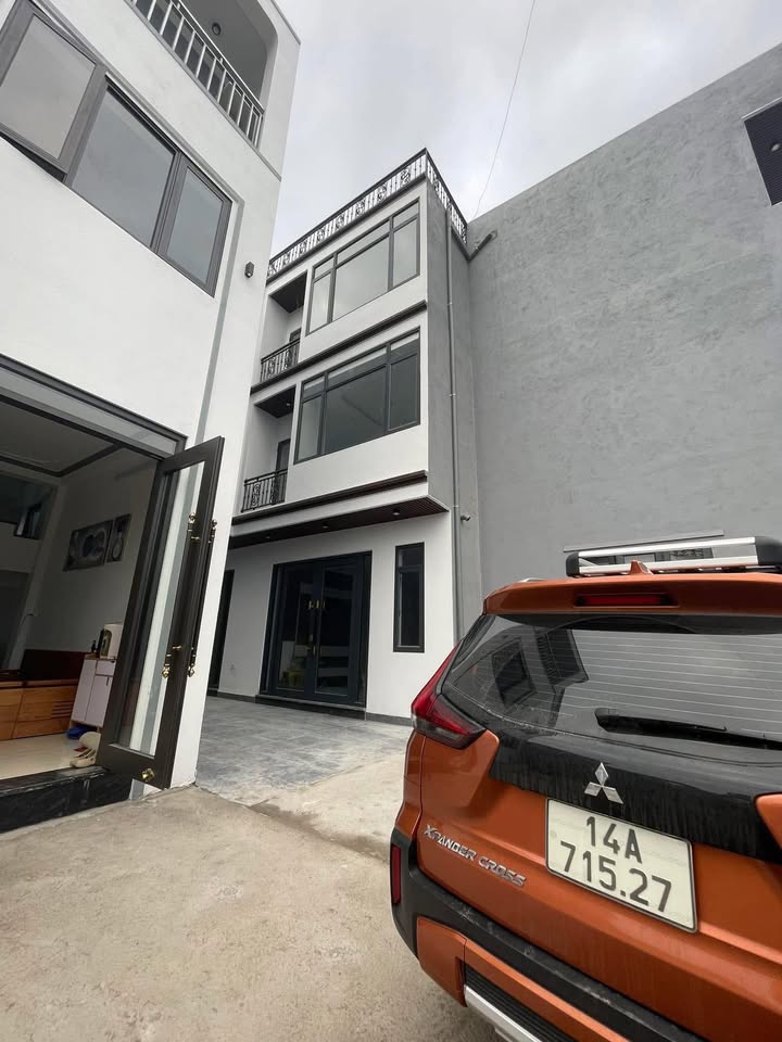 Nhà Riêng Hạ Long 50m² giá 2.7 tỷ - Sẵn sàng ở ngay!