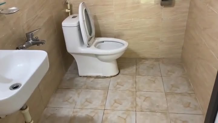 Bán Đất Vĩnh Yên 100m² Có Nhà Cấp 4, Mặt Tiền Kinh Doanh, Gần BV Quân Y 109