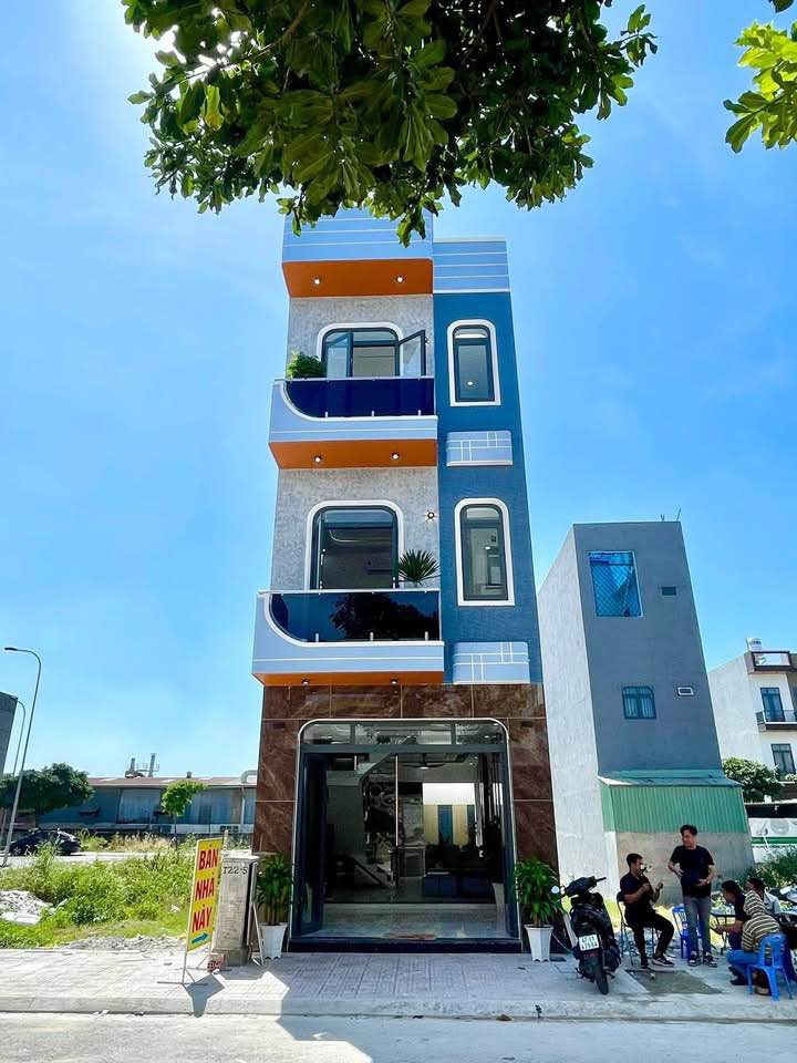 Nhà 3 Tầng Mặt Tiền ĐT743, An Phú, Thủ Đức - 4.85 Tỷ Sẵn Sổ Hồng