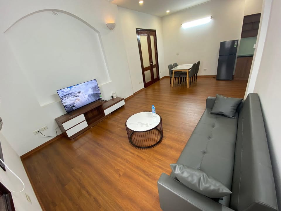 Cho thuê căn hộ 88m² La Thành, Ba Đình - Full nội thất, sẵn sàng ở ngay!