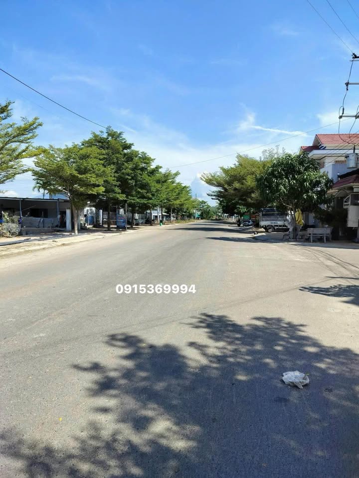 Đất Nền KDC Cầu Ninh Chữ - Sổ Đỏ ODT 110m² Giá 3.2 Tỷ - Đầu Tư Sinh Lời