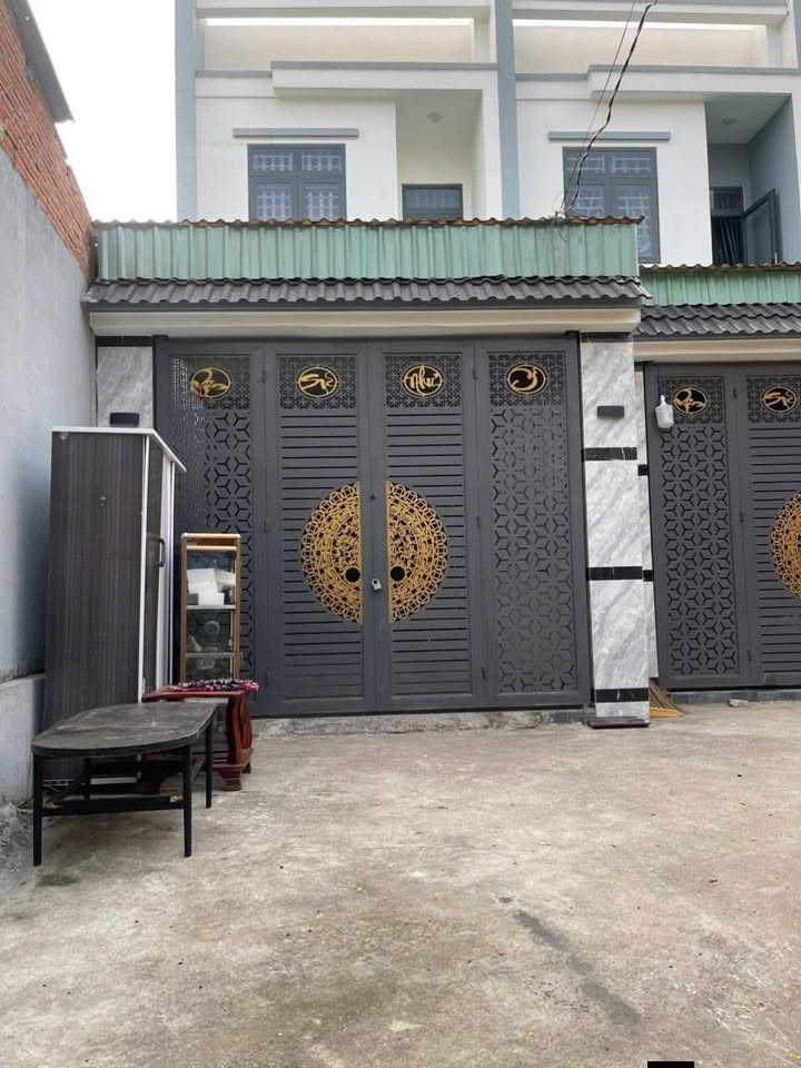 Nhà riêng Dĩ An 100m² - Ô tô vào tận nhà!