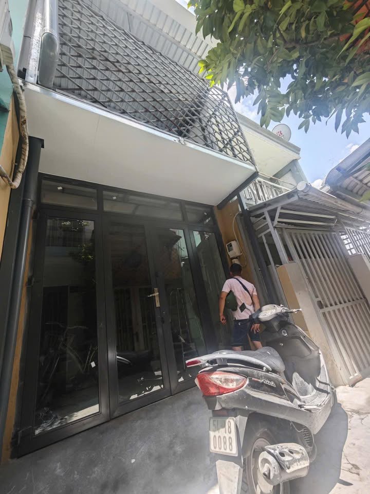 Nhà nguyên căn Nguyễn Thị Nhuận Q12 45m² giá 5.8 triệu - Sẵn sàng ở ngay!