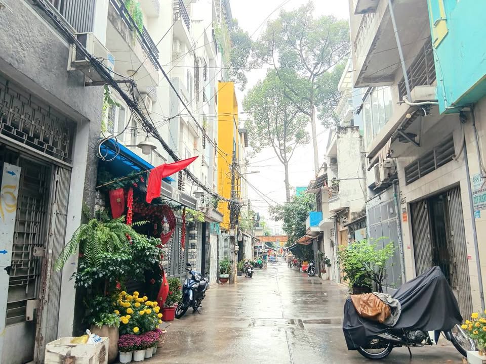 Nhà Nguyễn Tri Phương Q.10 61m² - Ô tô vào tận nhà!