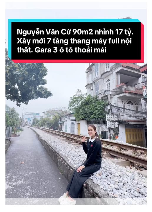 Nhà Riêng Nguyễn Văn Cừ 90m² 17 Tỷ - Gara 3 Ô Tô Thoải Mái!