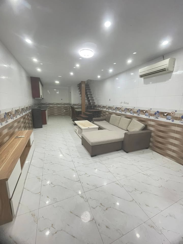 Nhà 37m² QL6 Hà Đông - Ô tô đỗ cửa, Full nội thất, Giá hơn 3 tỷ