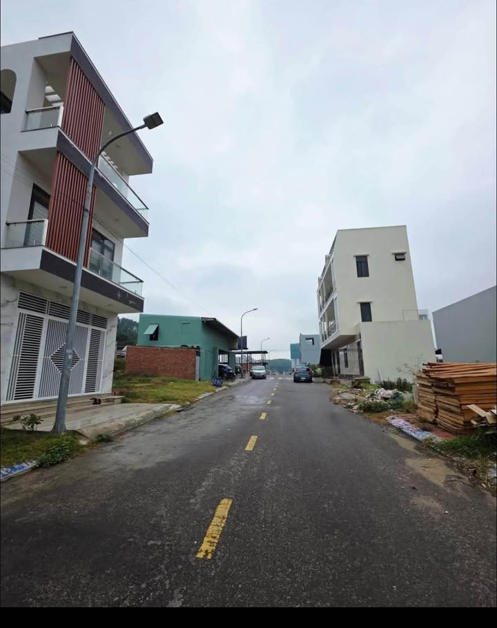 Đất nền Mặt tiền Quy Nhơn 110m² - Sổ đỏ chính chủ!