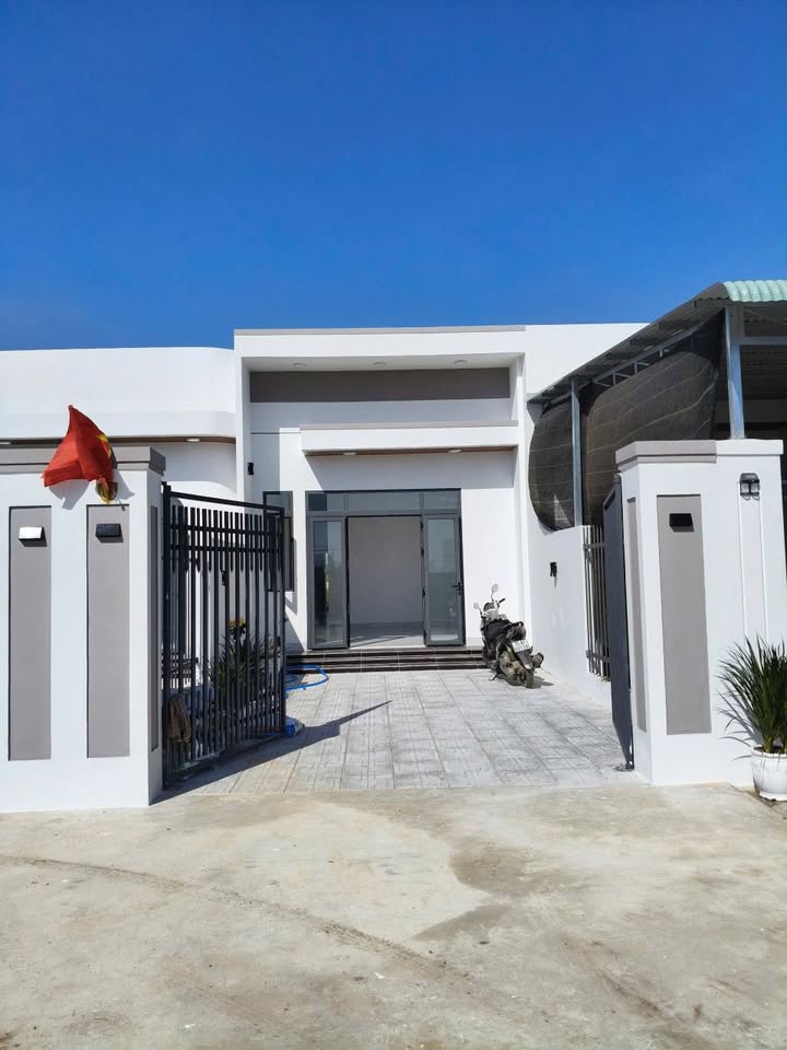 Nhà 165m² Xã Phan, Dương Minh Châu, Tây Ninh - Sổ Đỏ, Giá 699 Triệu