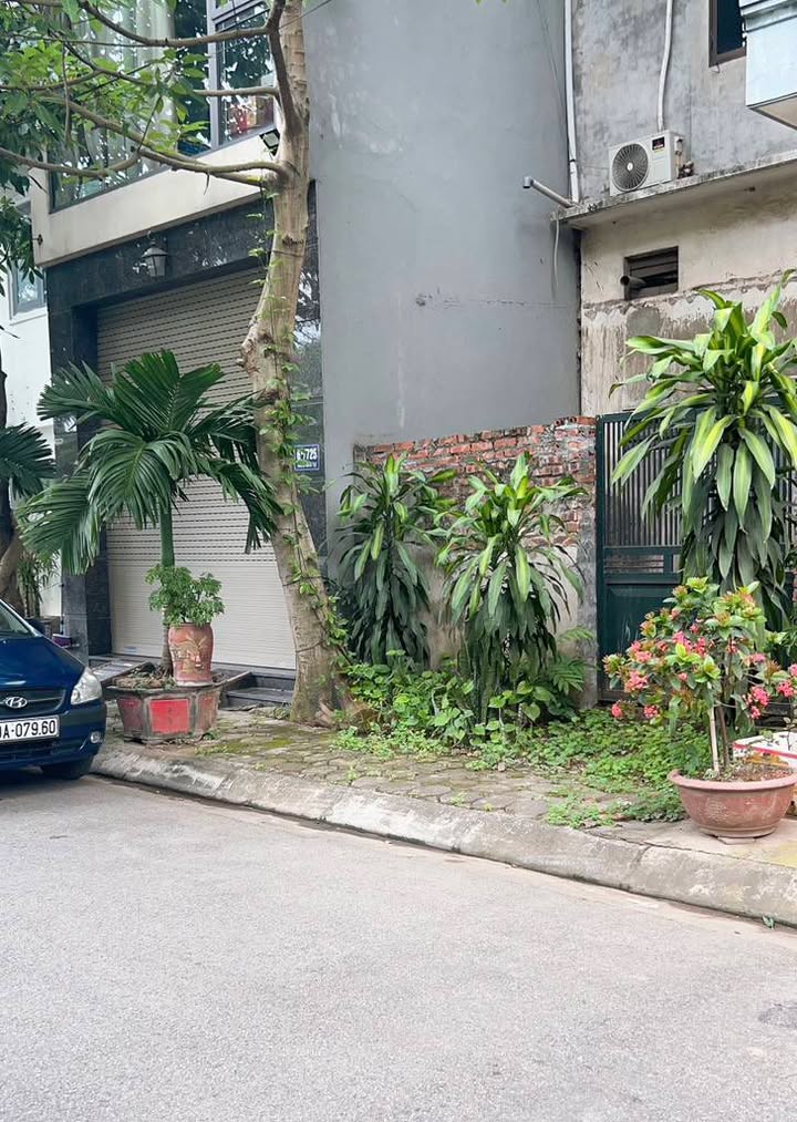 Đất Long Biên 76m² Sổ Đỏ Chính Chủ - 2 Mặt Tiền Ô Tô Tránh!