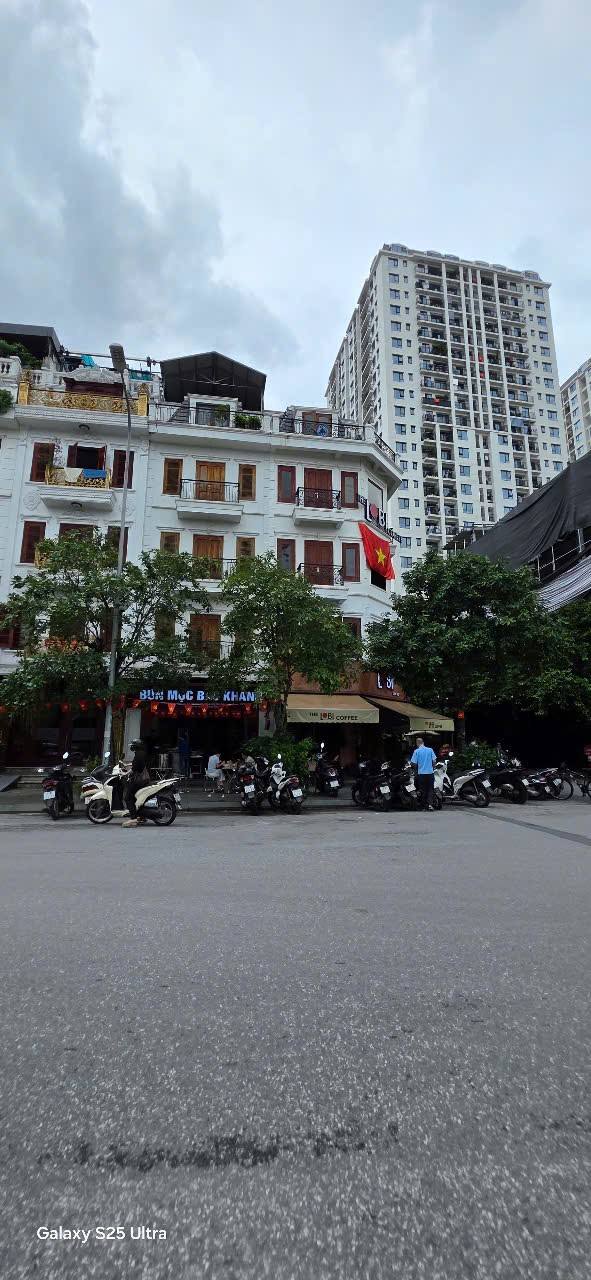 Nhà phố Hồng Tiến Long Biên 128m² - Mặt tiền kinh doanh đỉnh!