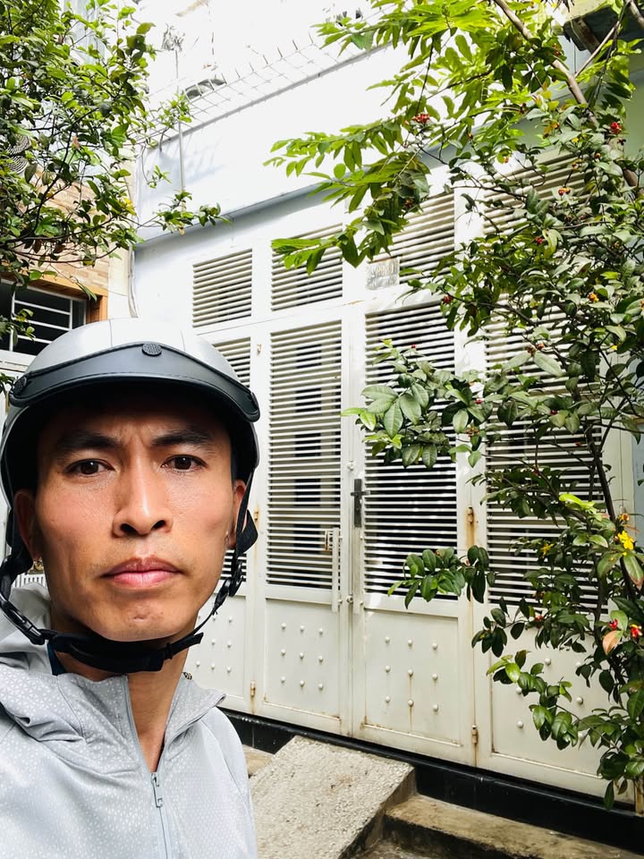 Bán nhà Thích Quảng Đức Phú Nhuận 60m² giá 6 tỷ - Vị trí đẹp, sổ hồng sẵn!