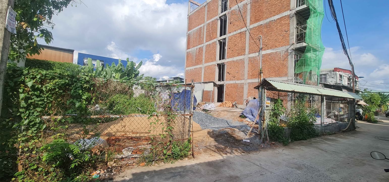 Bán Gấp Đất Full Thổ Cư Võ Văn Hát 605m² (Nở Hậu) - Giá 32 Tỷ