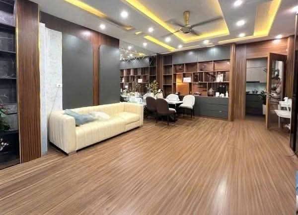 Nhà Phố Phan Đình Phùng, Ba Đình 120m² - Kinh Doanh Đỉnh Cao, Ô Tô Ngủ Trong Nhà