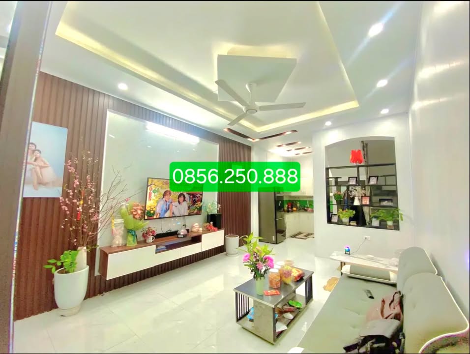 Nhà 3 Tầng Phường Vị Hoàng, Nam Định - 45m², 2.25 Tỷ, Gần Tiểu Học Chu Văn An