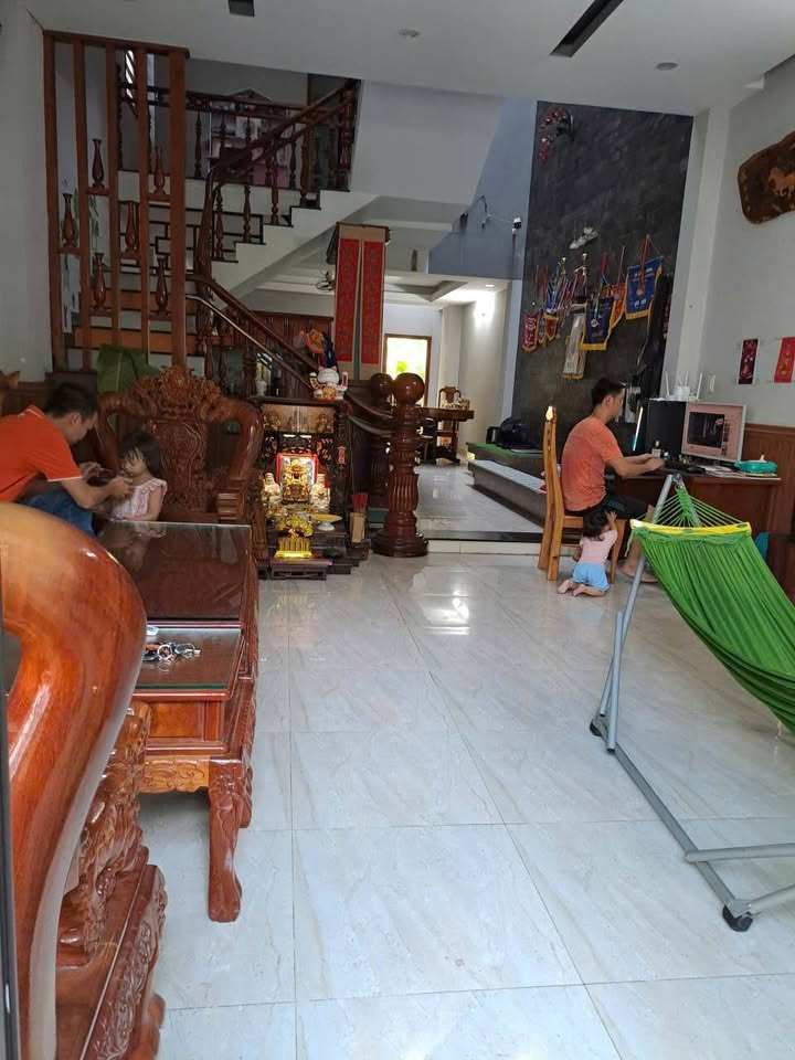 Nhà riêng Cồn Dầu Hòa Xuân 100m² - Full nội thất, sẵn sàng vào ở!