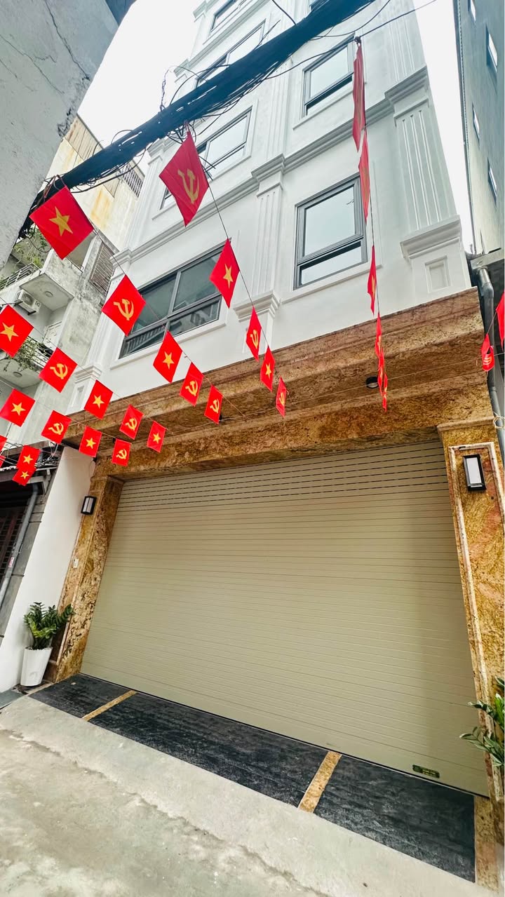 Nhà Riêng Xuân Đỉnh 45m² 18 Tỷ - Ô Tô Vào Tận Nhà, Sẵn Sàng Ở Ngay!