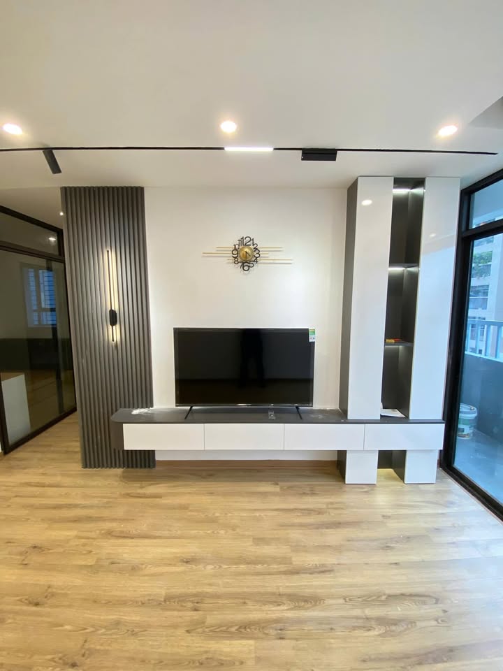 Chung Cư Vinaconex 96m² - 3PN Đẹp Như Mới, Sổ Đỏ Sẵn Sang