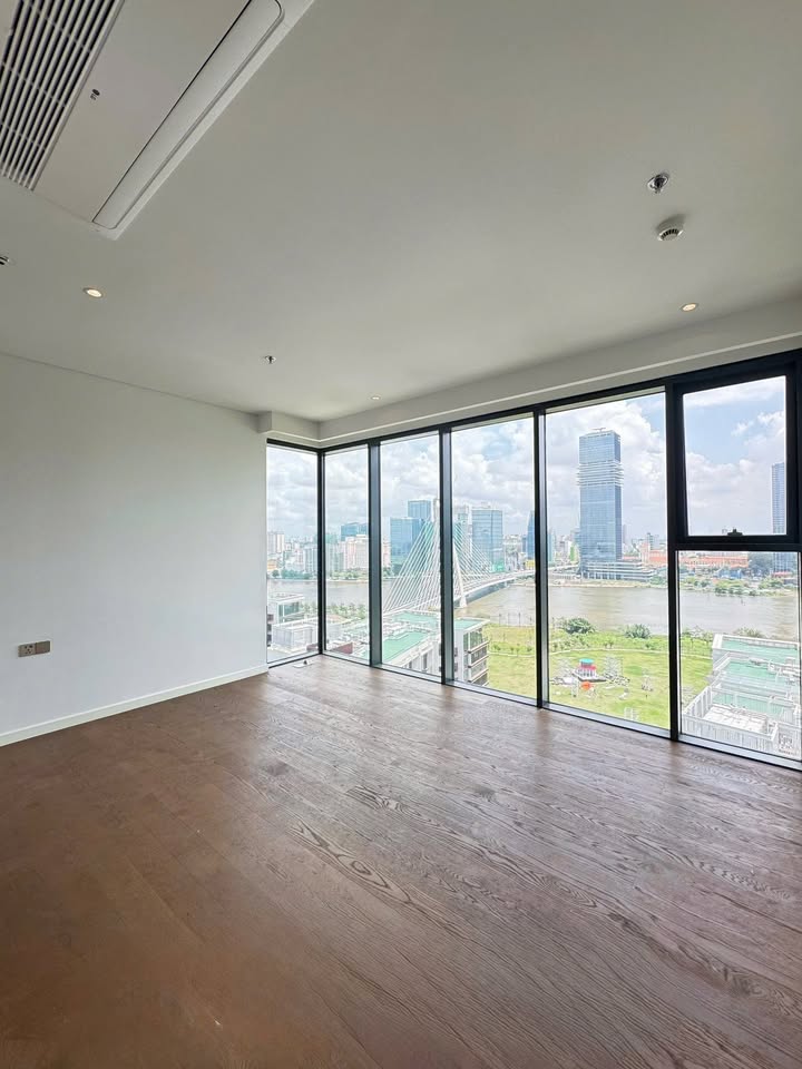 Cho Thuê Căn Hộ The Crest Thủ Thiêm 152m² 3PN - View Sông Landmark 81