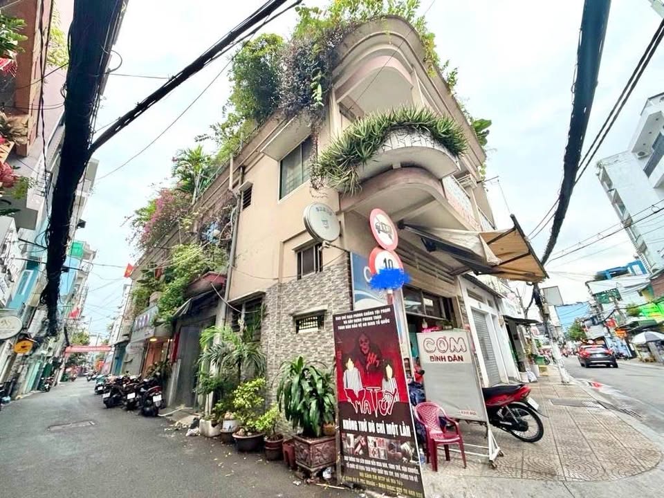 Nhà phố Phan Xích Long, Phú Nhuận 123m² - 24.99 tỷ - Mặt tiền kinh doanh sầm uất!